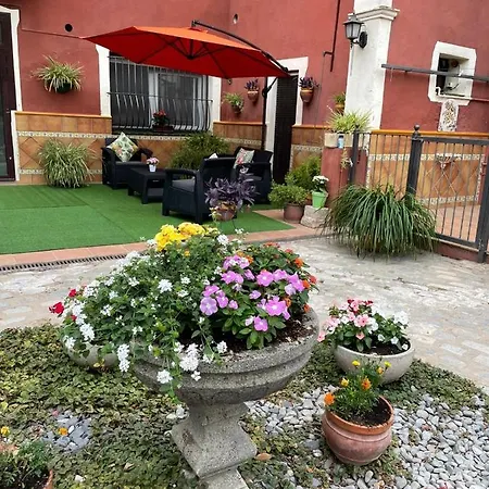 Casa de hóspedes En Coliving Masía Rural San Fausto de Campcentellas